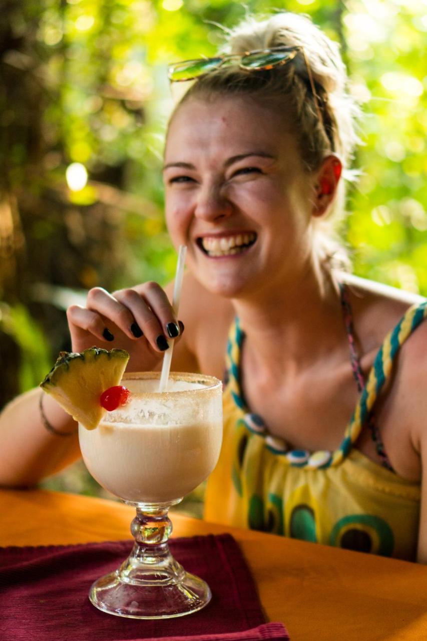 Hotel Hacienda Tijax Jungle Logde Rio Dulce Eksteriør billede